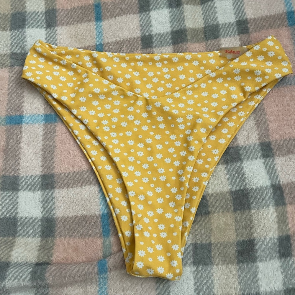 Romwe Bikini Bottoms